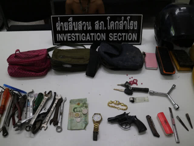 คลิปตำรวจโคกสำโรงล่าสุดระทึก จับคนร้ายจี้ชิงทรัพย์!!