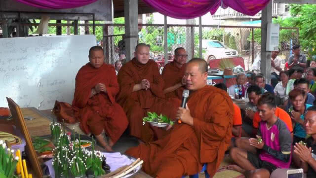 ชาวแก้งคร้อ ผวา! นิมนต์พระเกจิทำพิธีไล่จับผีปอบ 3 หมู่บ้าน