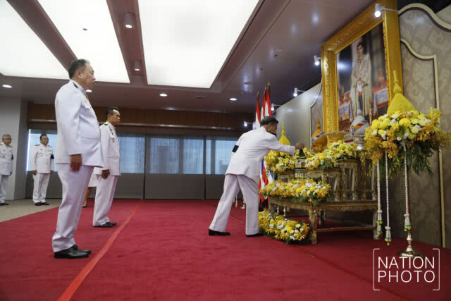 "ชวน" รับพระบรมราชโองการโปรดเกล้าฯ แต่งตั้งเป็นประธานสภาผู้แทนราษฎร