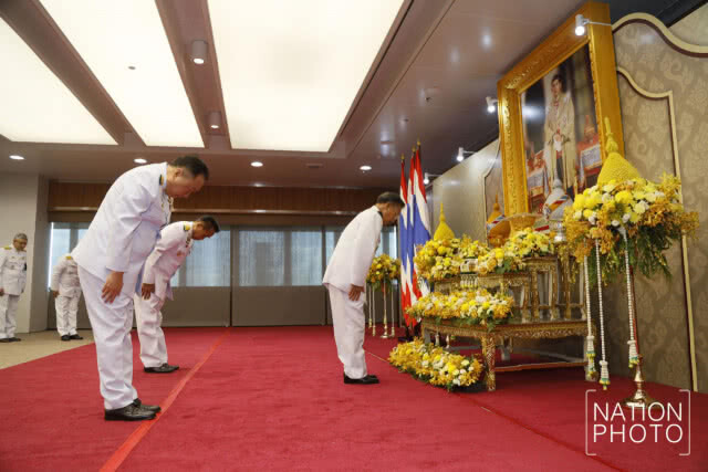 "ชวน" รับพระบรมราชโองการโปรดเกล้าฯ แต่งตั้งเป็นประธานสภาผู้แทนราษฎร