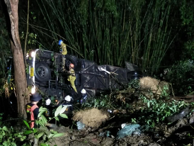 ฝนตกหนักทัวร์เชียงใหม่-แพร่ดิ่งเหวเจ็บระนาว