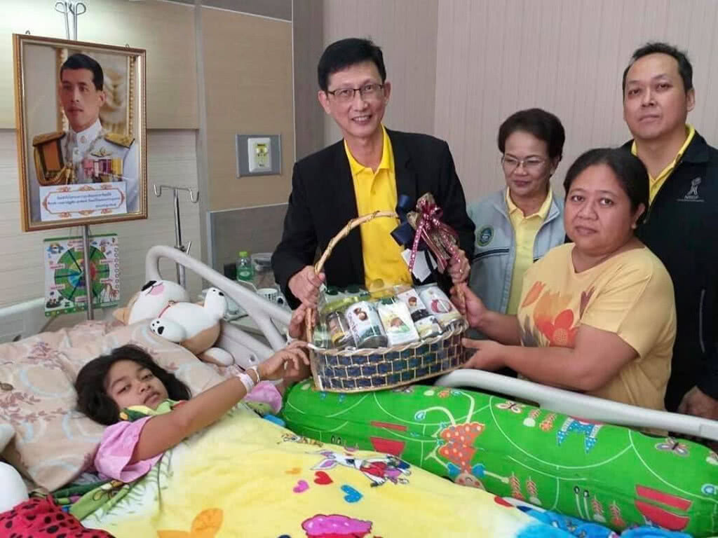 รองผู้ว่าการ กกท.เยี่ยมน้องฟานักยกน้ำหนักนครศรีธรรมราช