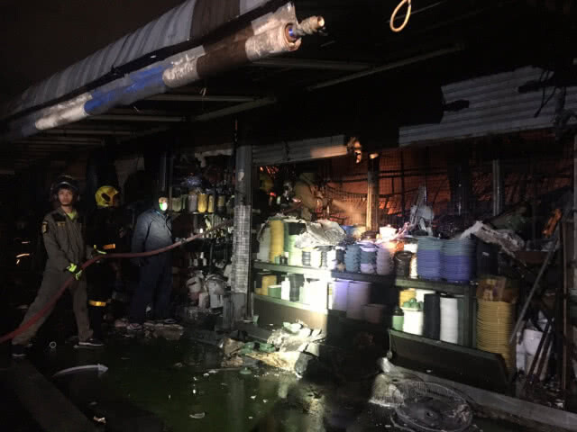 สรุปเหตุเพลิงไหม้ตลาดนัดสวนจัตุจักร พบร้านค้าได้รับความเสียหาย 120 ห้อง
