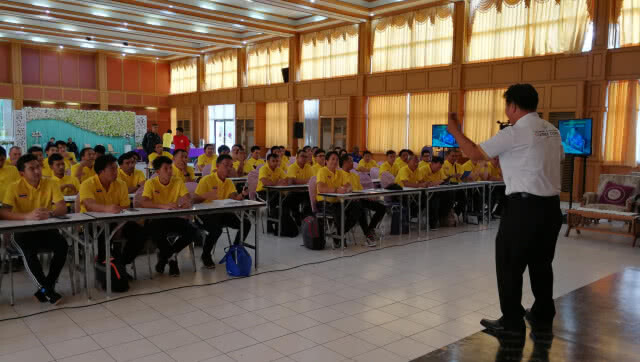 ส.ผู้ฝึกสอนกีฬาฟุตบอลประเดิมงานแรกติว"ทีไลเซนส์"