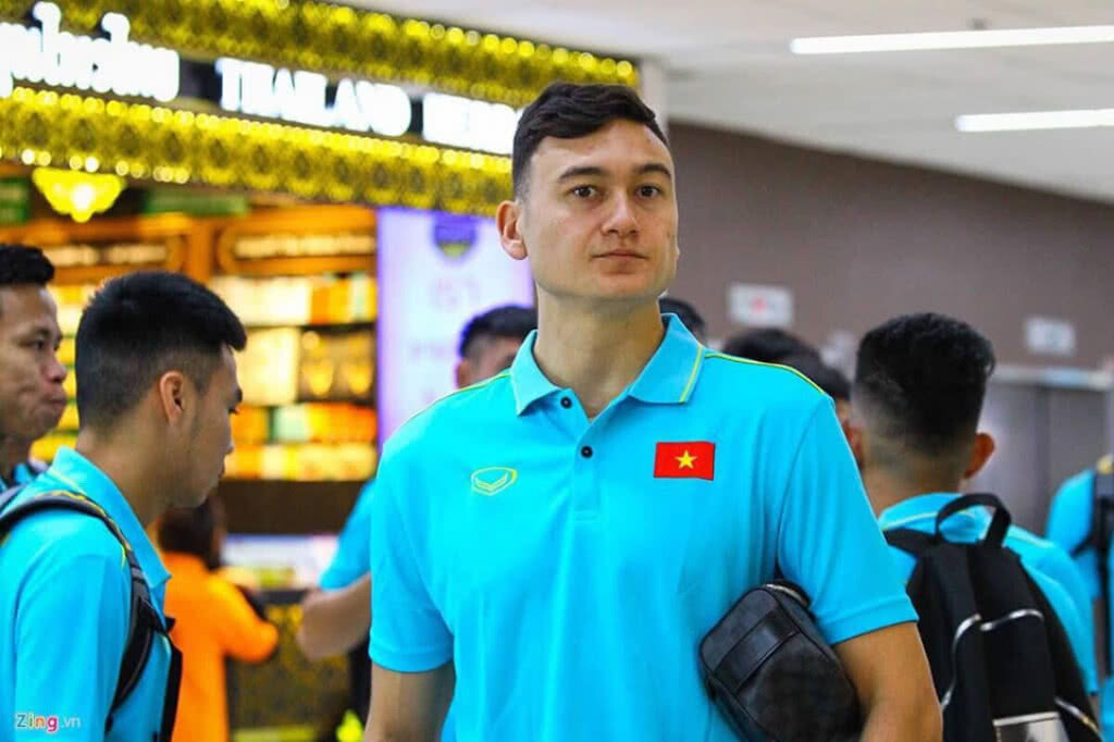 "ดัง วาน ลัม" เปลี่ยนสีเสื้อพร้อมดวลช้างศึก