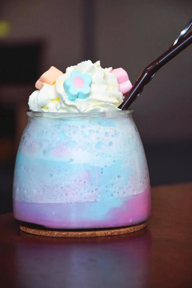 อร่อยปักหมุด : Pink Salmon Eatery & Bar ร้านอาหารสไตล์คาเฟ่ เมนูเด็ดอร่อย พัทยา-นาเกลือ ชลบุรี