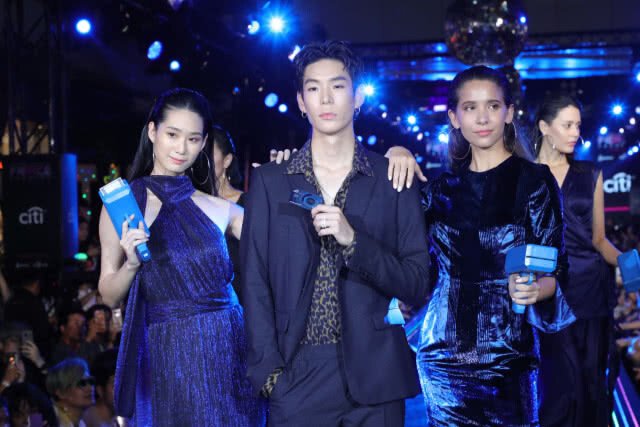 มาเป็น"อัลบั้ม" รวมรูปเฟียร์สๆ ของเหล่าดาราเซเลปคนดังในงาน "เฟียร์สแฟชั่น เอพพิโซด 3"