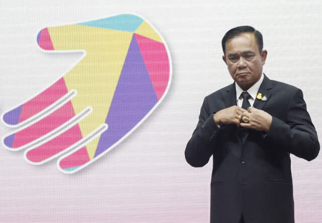 "สุเทพ" ดีใจได้ "ประยุทธ์" เป็นนายกฯ