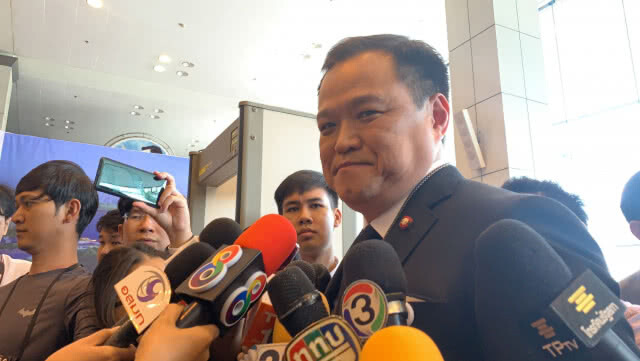 "อนุทิน มอง เรื่องเล็กที่ สิริพงศ์ งดออกเสียง