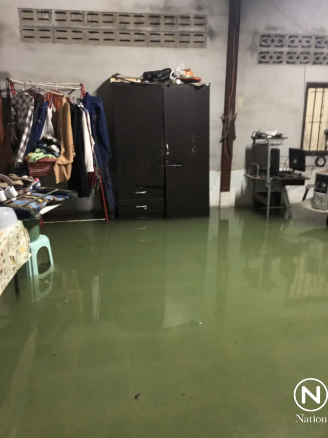 พังงาฝนตกหนัก ท่วมแล้ว 2 หมู่บ้าน