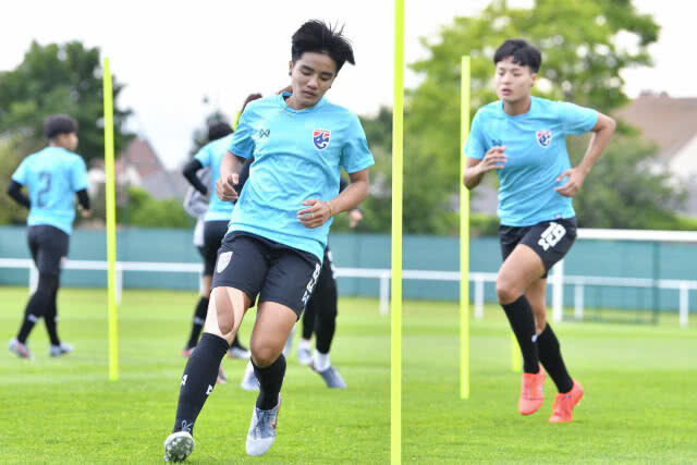 "ชบาแก้ว"ลงซ้อมครั้งสุดท้ายก่อนดวลอเมริกา "รัตติกาล" ตั้งเป้าทำให้ดีที่สุดเพื่อแฟนบอลไทย
