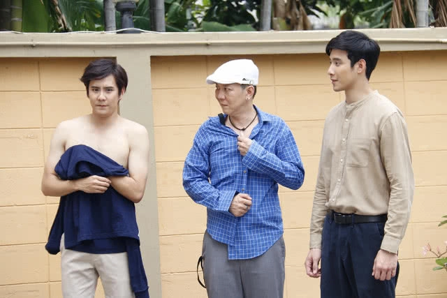 "เมฆ-ดีเจโป้ง-เซินเจิ้น" แทคทีมโชว์สเต็ป รำแก้บนปิดท้ายความสนุก "รักนี้บุญรักษา"