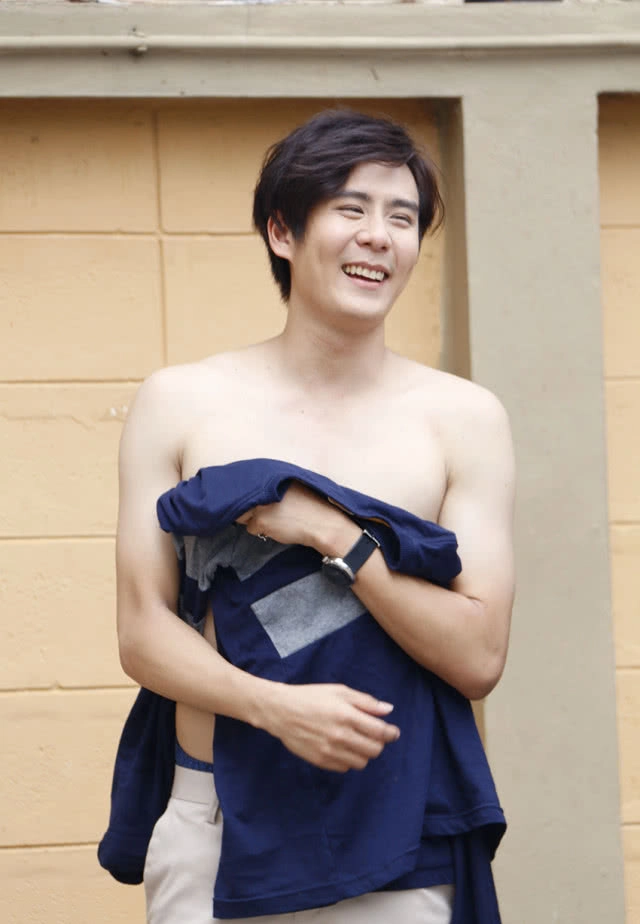 "เมฆ-ดีเจโป้ง-เซินเจิ้น" แทคทีมโชว์สเต็ป รำแก้บนปิดท้ายความสนุก "รักนี้บุญรักษา"