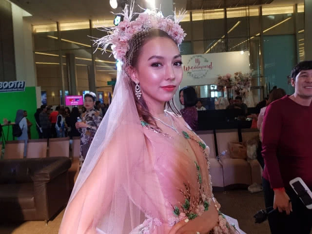 "คาริสา" ปัดเปิดตัวคบ "เป้" ให้สถานะเป็นพี่ชายคนพิเศษ