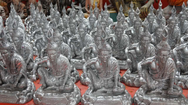 แห่ทำบุญสร้างวิหารปู่ฤๅษี ส่องอ่างน้ำมนต์"ฤาษีเณร"ขอโชค!!