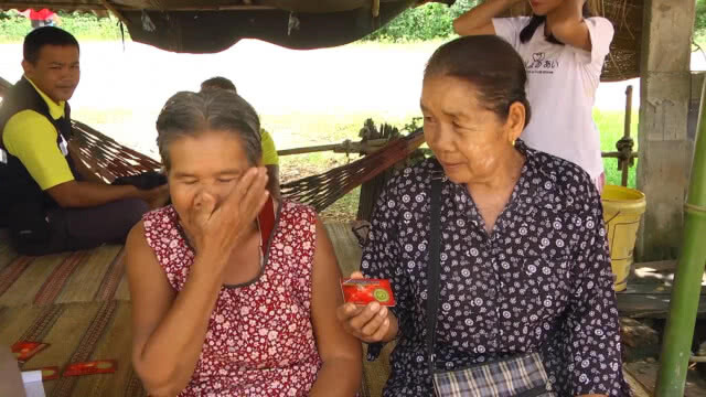 "ครูอร" เผยถูกต่อว่า หลังเปิดโปง "บัตรพลังงาน"