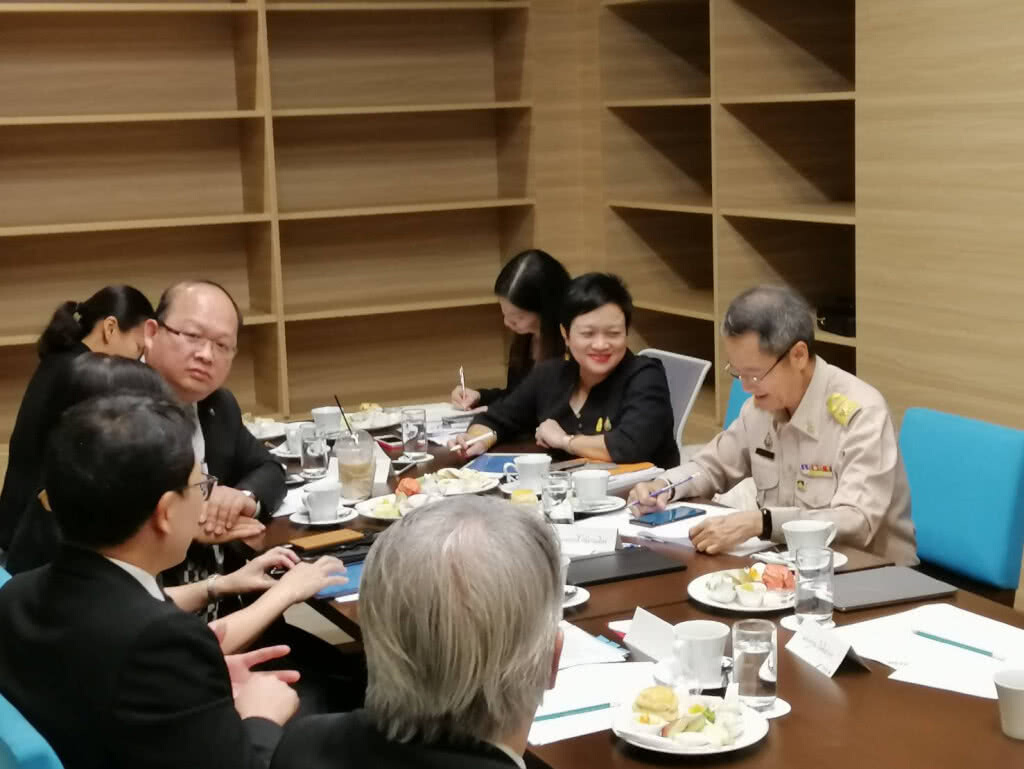 พาณิชย์ถกผู้ทรงคุณวุฒิตั้งรับเทรดวอร์