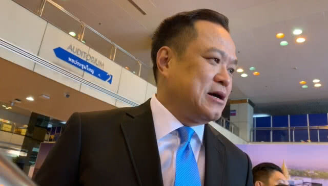 "อนุทิน" สนับสนุน "ประยุทธ์" นั่งหัวหน้าพรรคพลังประชารัฐ