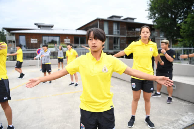 "สมยศ "ลุ้นแข้งหญิงกำชัยเกมดวล"ชิลี"- โต้สื่อต่างชาติวิจารณ์