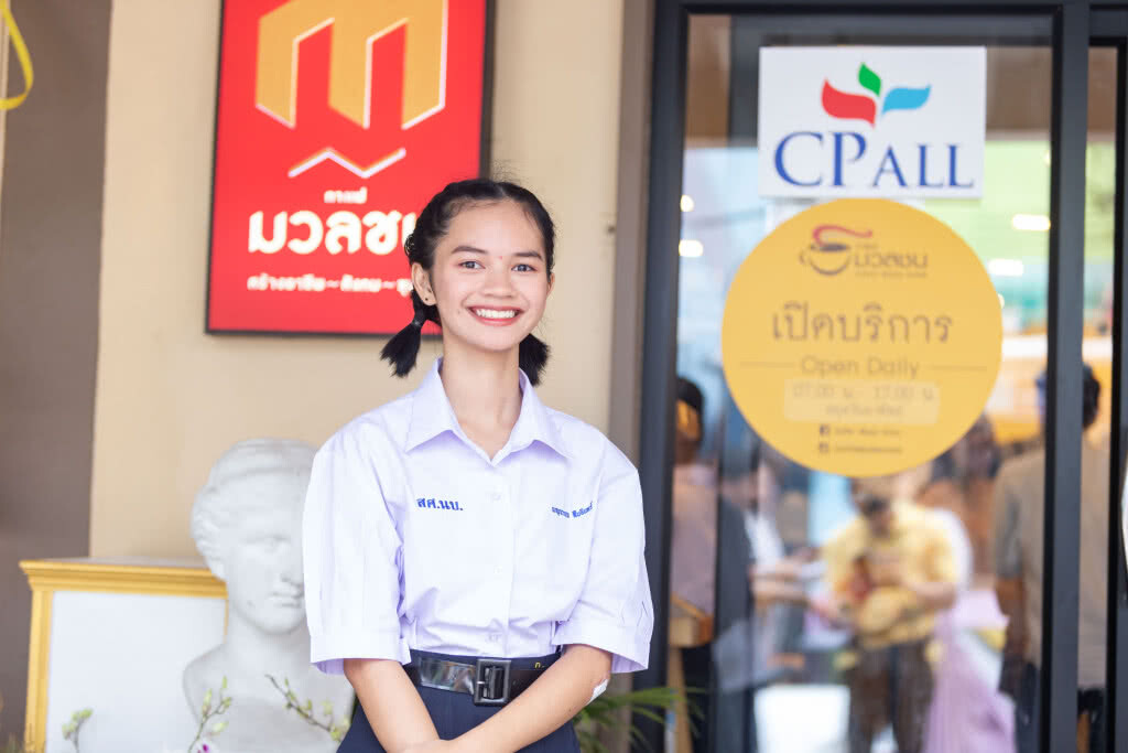 ซีพี ออลล์ สานฝันนักเรียนที่บกพร่องทางการได้ยิน มอบร้านกาแฟสร้างอาชีพยั่งยืน