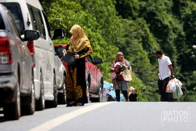 เงินริงกิตทรุด! การค้าชายแดนไทย-มาเลย์ ด่านวังประจัน สตูลเงียบเหงา