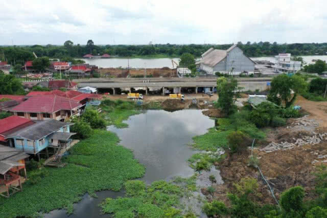 กรมชลฯ​ เร่งแก้น้ำเน่า​ปลาตาย​ 'คลองโพ'​ จ.อยุธยา​ คาดดีขึ้นใน​ 2​ วัน