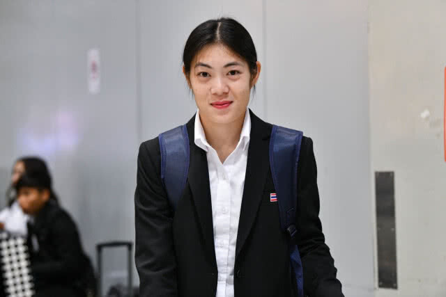 "ชบาแก้ว"ถึงไทย หลังจบภารกิจบอลโลก
