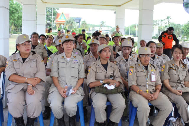 อปพร.คลองเตย นำเจ้าหน้าที่ฯ 56 ชีวิต กระโดดหอทดสอบสภาพจิตใจ