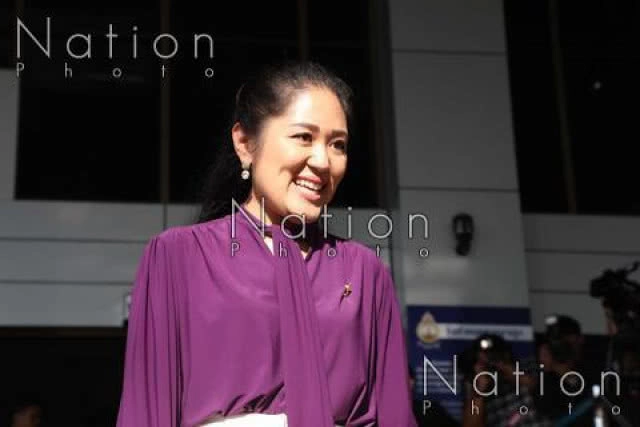 อดีตของ "พรรณิการ์" ปัจจุบันทำไมเป็น "อีช่อ"