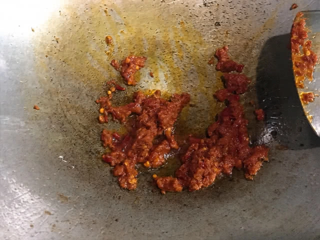 ครัวน้าคม : "แกงคั่วใบชายา ปลาสลิดทอด" ประโยชน์และสรรพคุณที่อยากให้คุณได้รู้จัก