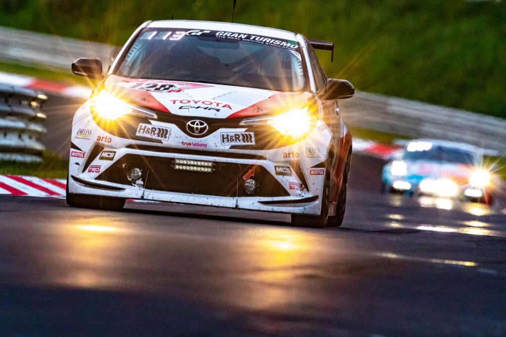 Toyota Gazoo Racing Team Thailand คว้าอันดับ 3 ดวลโหด 24 ชม.
