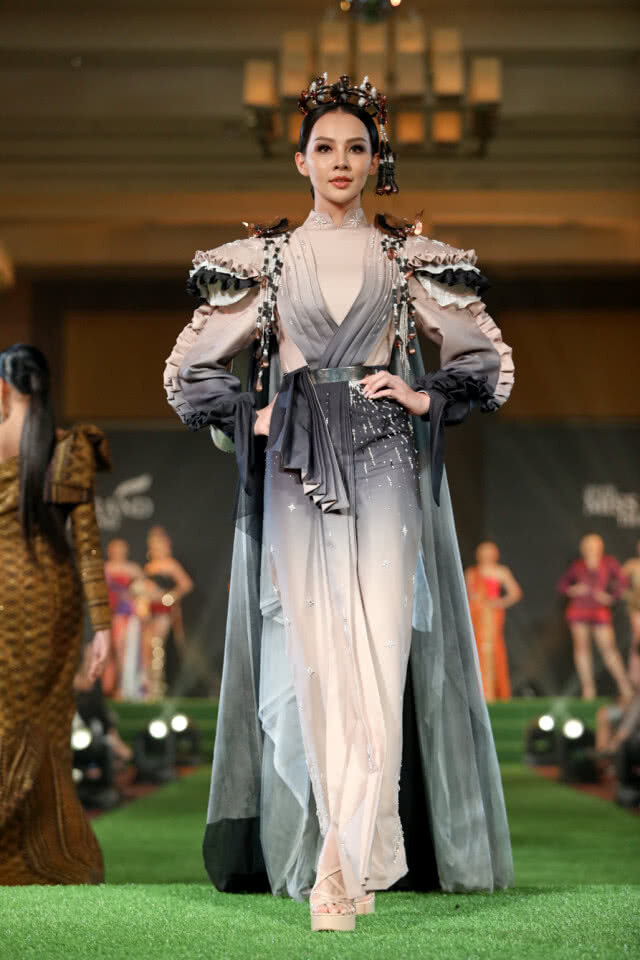 เปิดตัวสาวงาม 77 มิสแกรนด์ พร้อมอวดโฉมมงกุฎใหม่