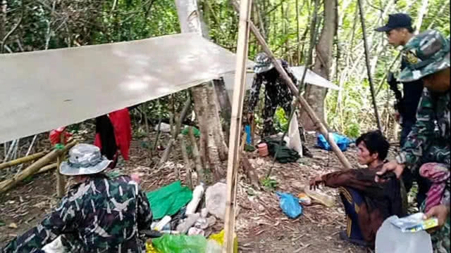 หน่วยSMART Patrol อช.ภูจองนายอย จับชาวกัมพูชาลักลอบตัดไม้