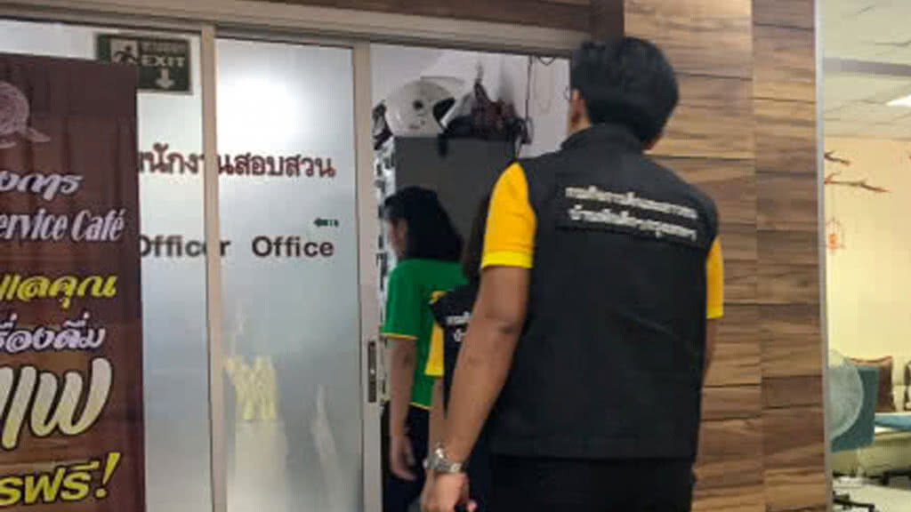 คนร้ายรุมทำร้ายเด็ก 14 มอบตัวแล้ว คนร้ายรุมทำร้ายเด็ก 14 มอบตัวแล้ว