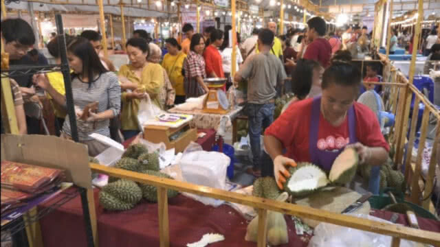 ทุเรียนภูเขาไฟ รายได้งาม!! เข้าจังหวัดกว่า 30 ล้านบาท