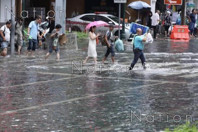 ชุ่มฉ่ำทั่วไทย กทม.ไม่รอด ฝนตก 60%