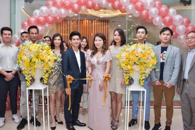 วลีรัตน์ คลินิก จัดงาน Grand opening ฉลอง 8 ปี 8 สาขา ยิ่งใหญ่ที่สุดแห่งปี