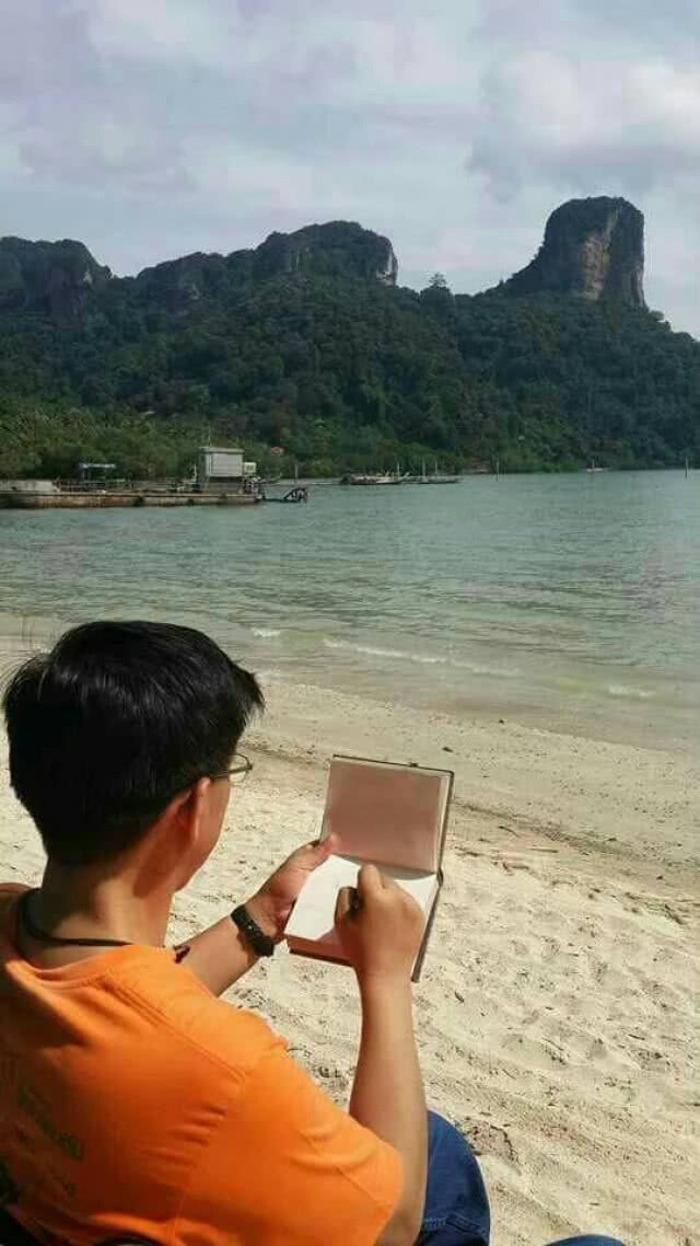 จัดแสดงครั้งแรก ภาพวาดลายเส้น ทัวร์อารยสถาปัตย์ ร้อยเอ็ดเจ็ดย่านน้ำ
