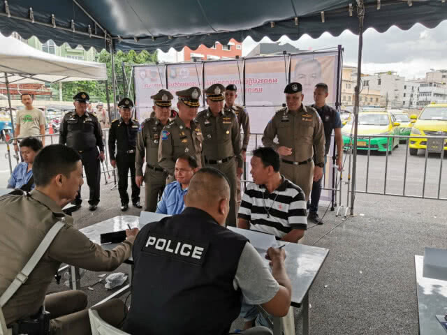 จัดระเบียบรถรับจ้าง จับ 81 โชเฟอร์ เอาเปรียบ-ปฏิเสธผู้โดยสาร