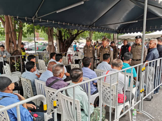 จัดระเบียบรถรับจ้าง จับ 81 โชเฟอร์ เอาเปรียบ-ปฏิเสธผู้โดยสาร
