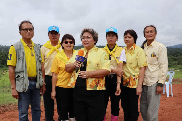ชาวบ้านและผู้ประกอบการเขาค้อ ร่วมปลูกป่าเฉลิมพระเกียรติฯ - สร้างแลนด์มาร์คแห่งใหม่