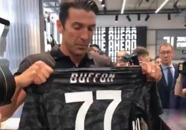 "บุฟฟ่อน"เผยเหตุเลือกเบอร์ 77 คืนถิ่นม้าลาย