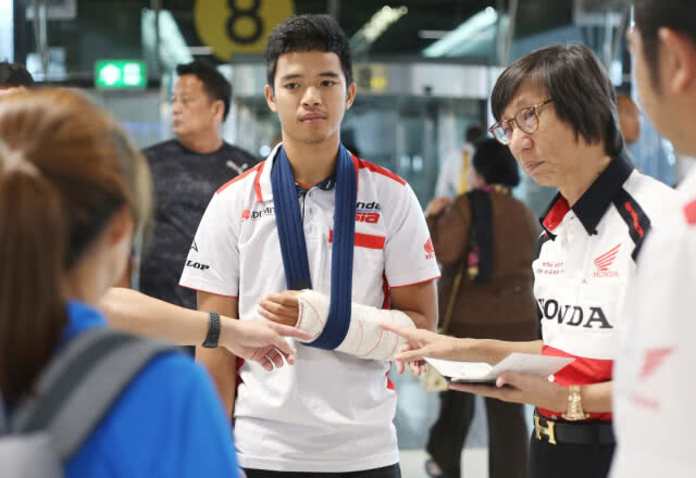 "สมเกียรติ"กลับไทยพักฟื้น- เอ.พี.ฮอนด้าพอใจผลงานครึ่งปีแรก
