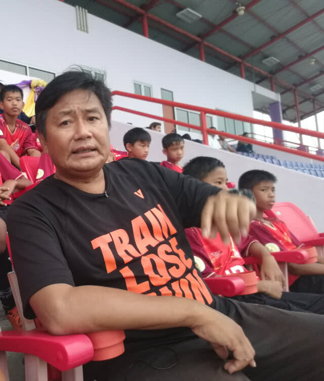 (คลิปข่าว) "โค้ชอู๊ด" กลับสู่บ้านเกิด"นนทบุรี"