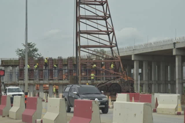 กรมทางหลวงสร้างสะพานข้ามแยกนิคมอุตฯ จ.ชลบุรี รองรับ EEC