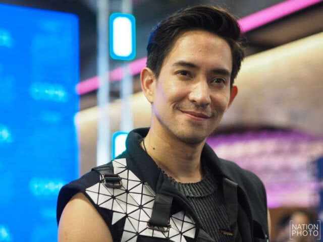 คุก 1 เดือน "หนุ่มขับแลนด์โรเวอร์" ปาดหน้ารถหลุยส์ สก๊อต