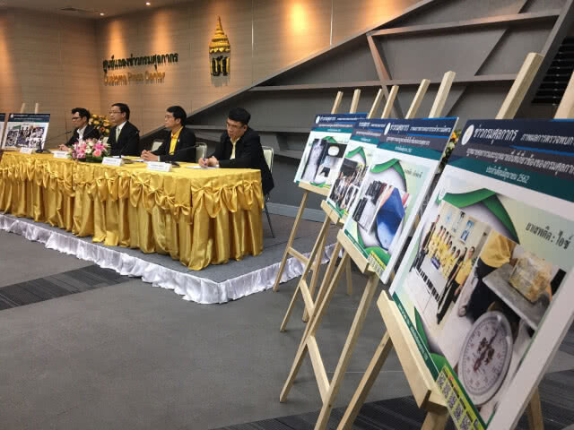 กรมศุลแถลงจับสินค้าลอบหนีภาษี ยึดของกลางแบรนด์เนม เพียบ!
