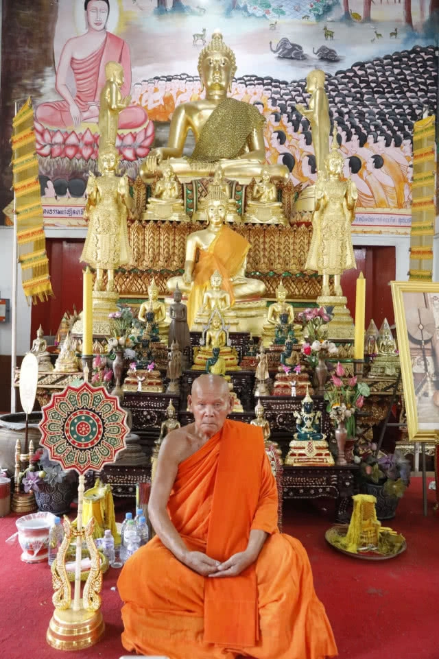 "วัดเขาวงษ์" ที่แห่งนี้มีตำนานนับพันปี