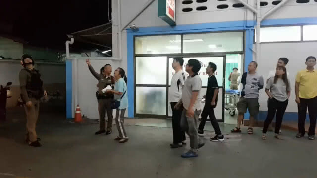 หนุ่มเสพกัญชา ชักปืนขู่พยาบาล ยิงรัวขึ้นฟ้า 3 นัด