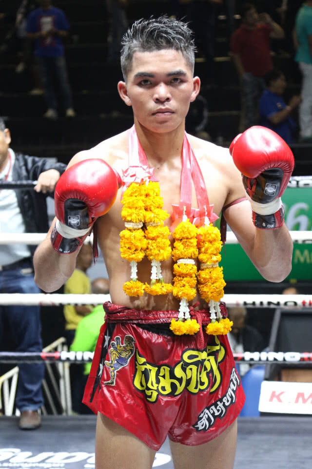 จรวดศึกเบียดคว้าชัยสุดระทึก คู่เอกศึกเพชรสุภาพรรณ